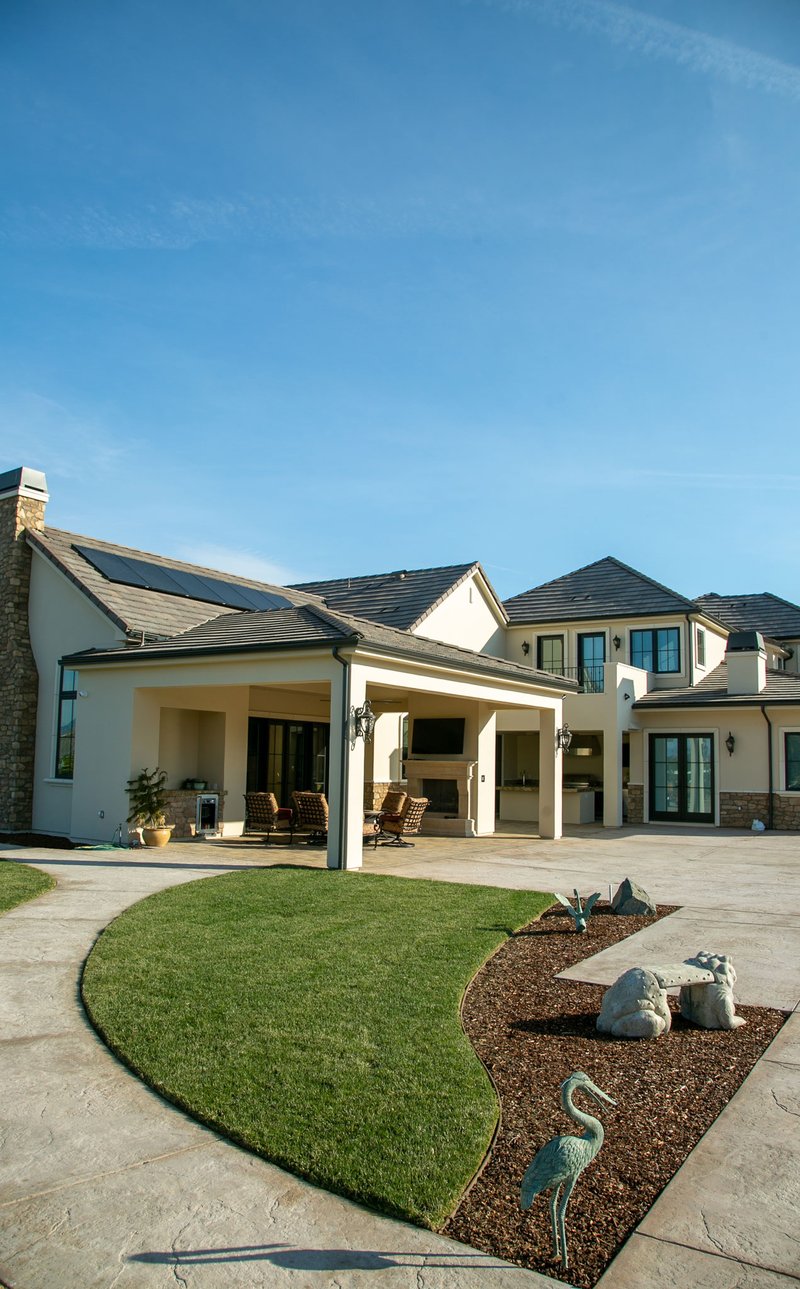 Landscape Edging: Santa Clarita Residence preview 2